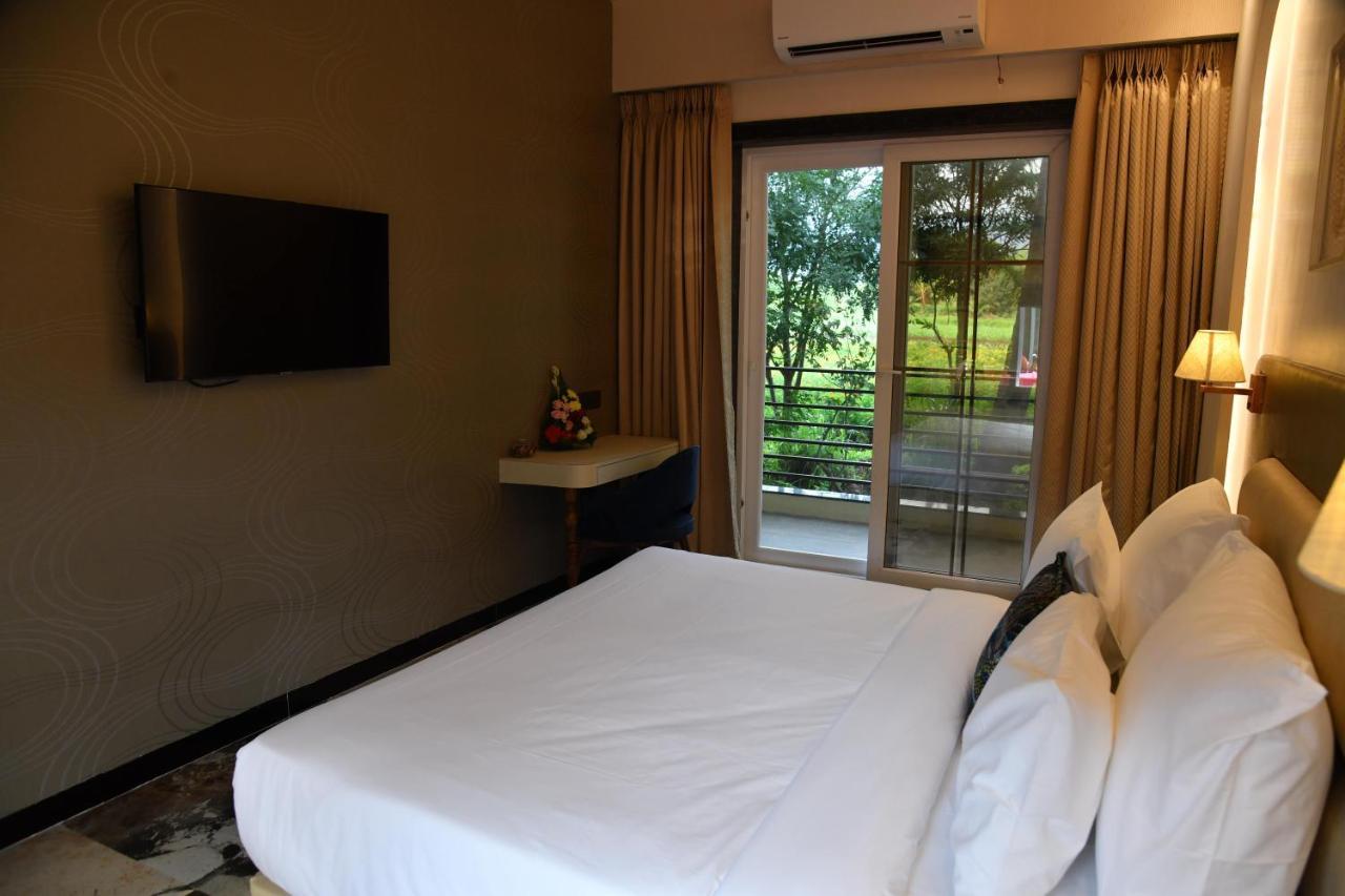 Gandharv Resorts Wai Exterior foto